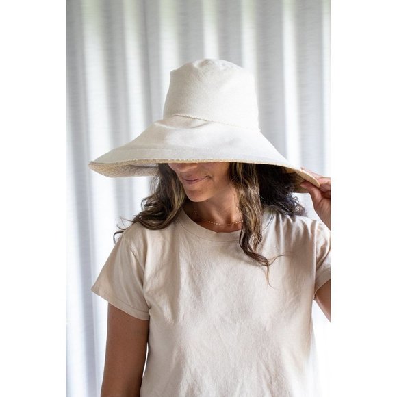 Everything But Water Lola Hat - Elegant Cream Wide-Brim Hat. Brand new! - Picture 12 of 13